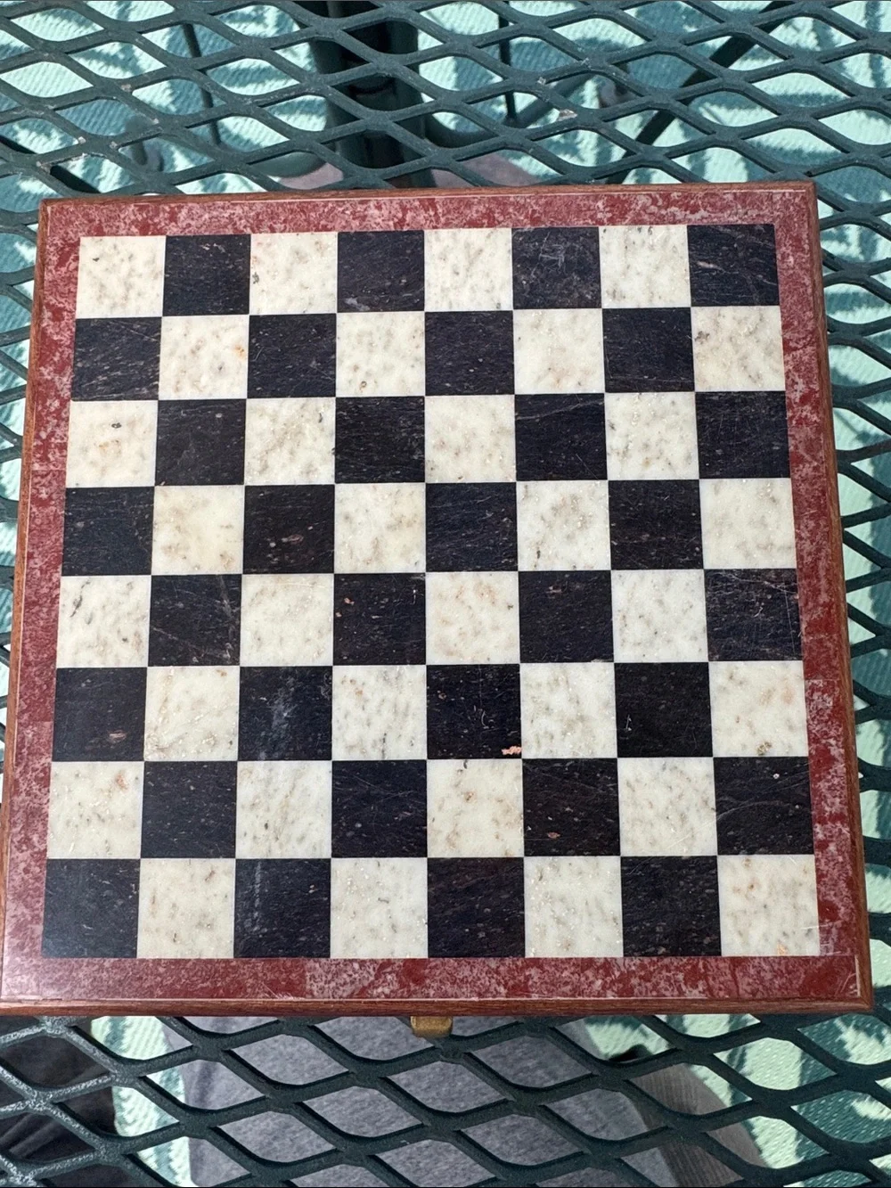 Bombay Marble Chess Board in Black, White and Red-Brown Border